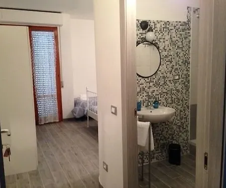 Cisanello Guest house *